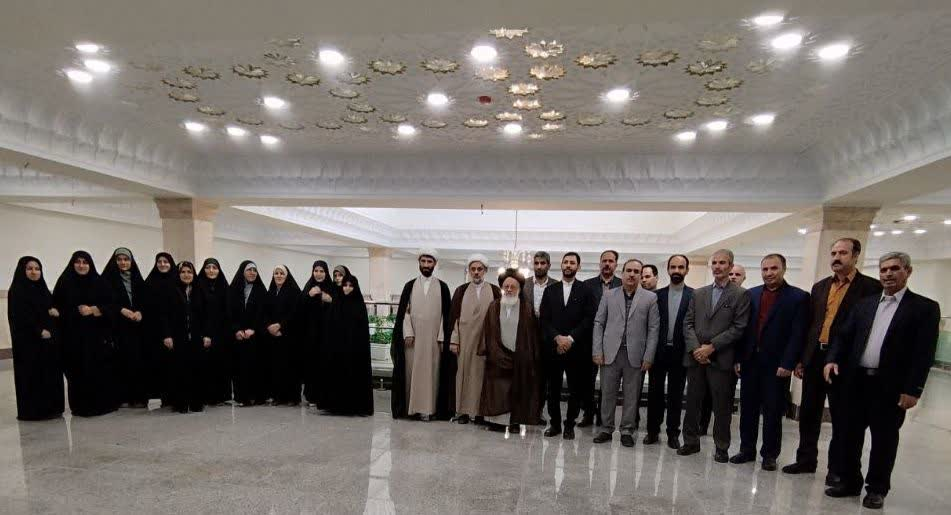 مراسم تودیع معلمان مجتمع آموزشی علوی نجف اشرف برگزار شد