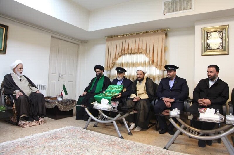 ویژگی های معرفتی حضرت فاطمه معصومه(س) معرفی و شناخته شود