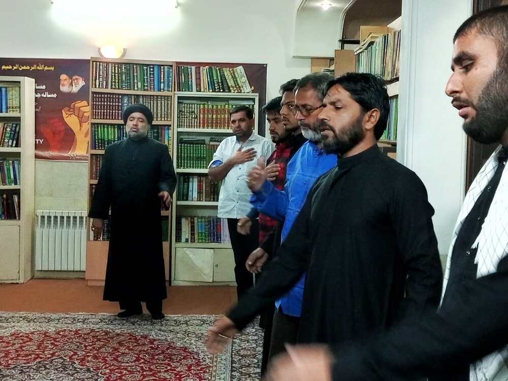 قم المقدسہ مدرسہ امام المتقینؑ میں شہادتِ معصومه قم (س) کی مناسبت سے مجلسِ عزاء کا اہتمام