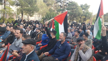 انتقاد کارگردان مشهور سینما از کم کاری شهرداری در نصب یادمان آرمان / بهادری جهرمی: شهید علی‌وردی تابلوی انسانیت است