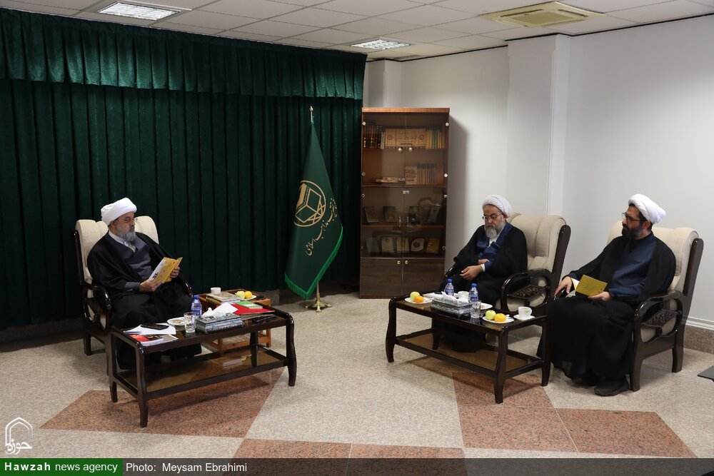 نقش همبستگی مجموعههای دینی، در احیای آثار تمدنی اسلام