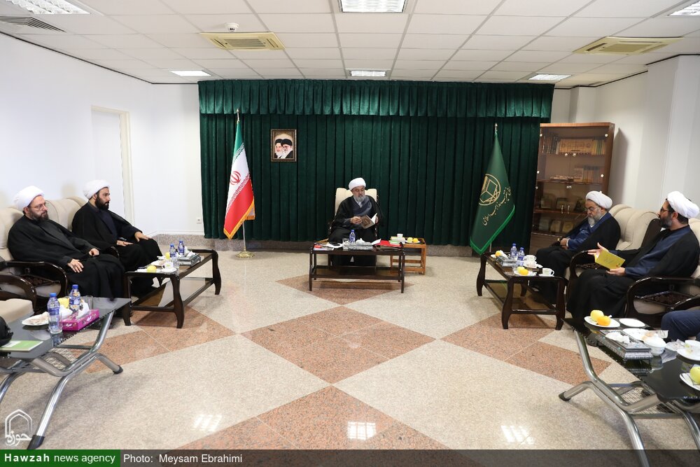 نقش همبستگی مجموعههای دینی، در احیای آثار تمدنی اسلام