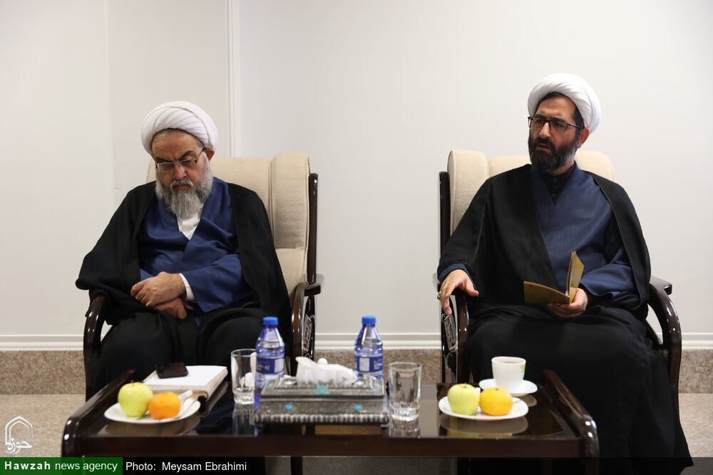 نقش همبستگی مجموعههای دینی، در احیای آثار تمدنی اسلام