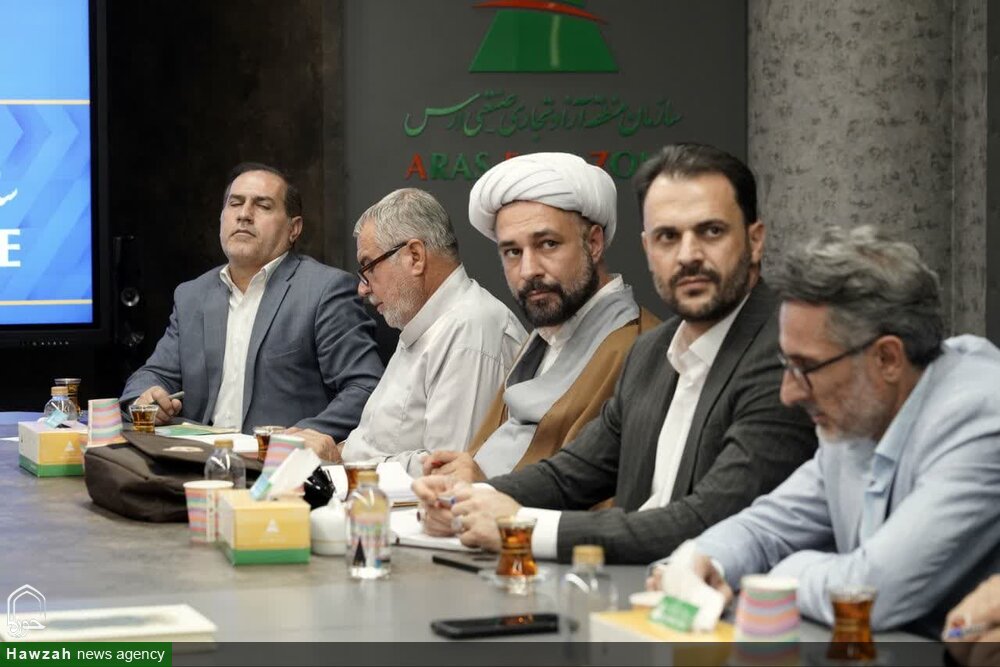 برای کار فرهنگی، نیازمند آدم فرهنگی و دلسوز هستیم