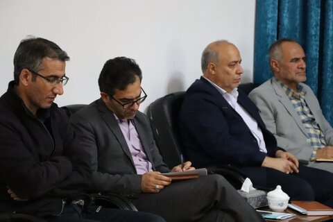 تصاویر/ جلسه هماهنگی برنامه های 13 آبان در شهرستان تکاب