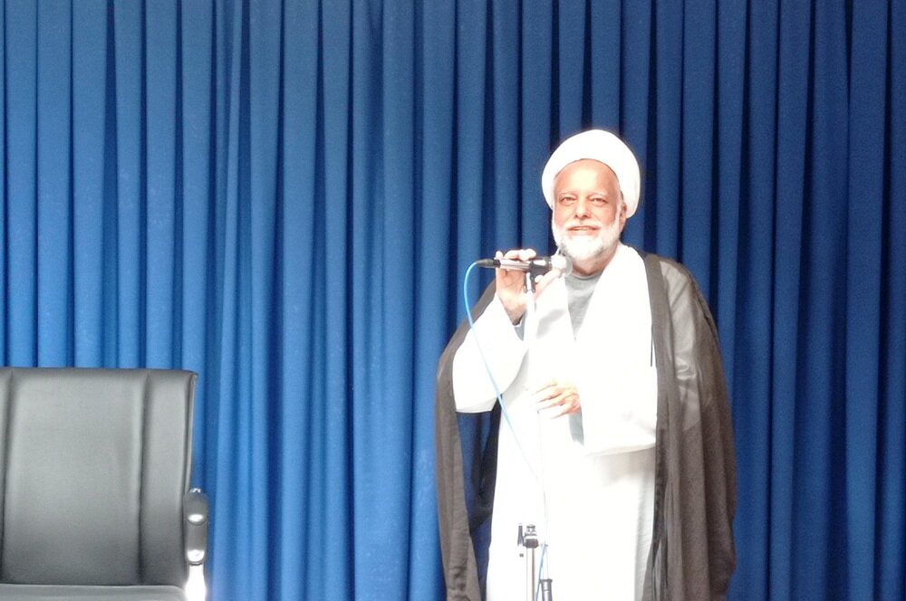 آموزش و پرورش را رها نکنیم / حضور در مدارس ضروری است