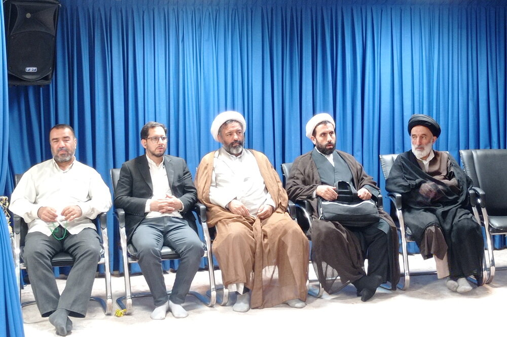 آموزش و پرورش را رها نکنیم / حضور در مدارس ضروری است