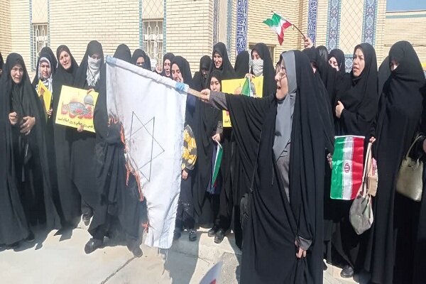 جوانان مقاومت به نیرویی قدرتمند تبدیل شدهاند