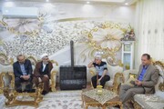 تصاویر/ دیدار مدیرکل بنیاد شهید لرستان با خانواده های برخی شهدا و جانبازان استان