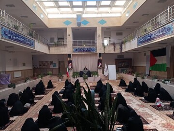 خروجی عبادات باید انس با خدا باشد