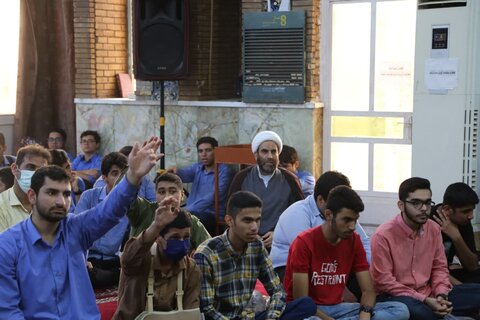 تصاویر/ برگزاری همایش دانش آموزی استکبار ستیزی در اهواز