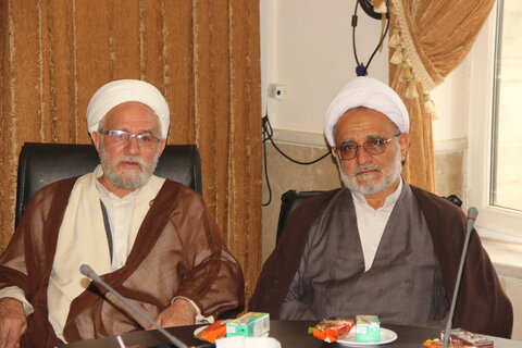 تصاویر / دیدار مسئول دفتر سیاسی واجتماعی حوزه های علمیه کشور با مدیر حوزه علمیه استان قزوین