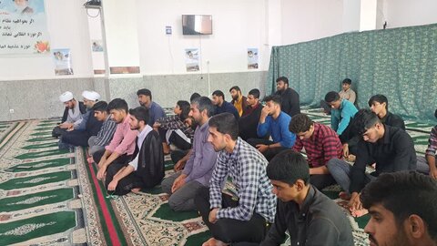 تصاویر/ درس اخلاق مدرسه علمیه امام صادق (ع) حاجی آباد