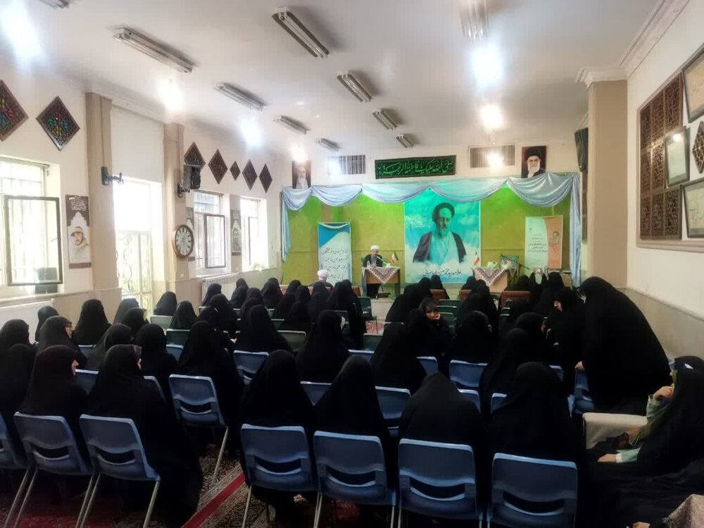 جایگاه روایات در تفسیر آیات قرآن از منظر علامه طباطبایی بررسی شد