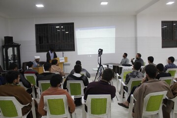 تصاویر/ کرسی آزاد اندیشی در حوزه علمیه خوی