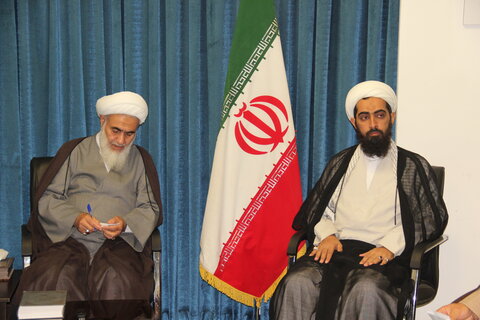 تصاویر / دیدار مسئول دفتر سیاسی واجتماعی حوزه های علمیه کشور با نماینده ولی فقیه در استان قزوین