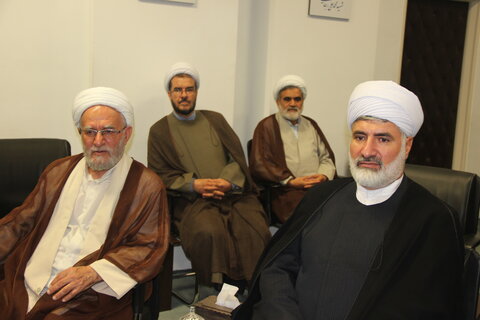 تصاویر / دیدار مسئول دفتر سیاسی واجتماعی حوزه های علمیه کشور با نماینده ولی فقیه در استان قزوین
