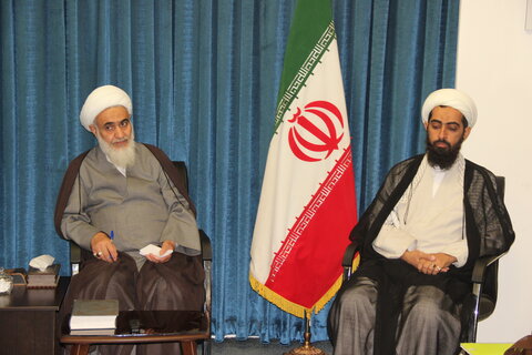 تصاویر / دیدار مسئول دفتر سیاسی واجتماعی حوزه های علمیه کشور با نماینده ولی فقیه در استان قزوین