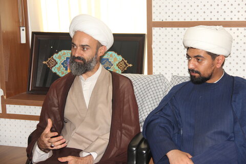 تصاویر / معارفه مدیر مرکز مشاوره حوزه علمیه قزوین با حضور مدیر حوزه علمیه استان قزوین