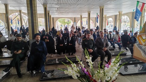 تصاویر/ مراسم غبارروبی و یادواره۴۰۷ شهید دانش آموز (میثاق با همکلاسی شهیدم) در زنجان