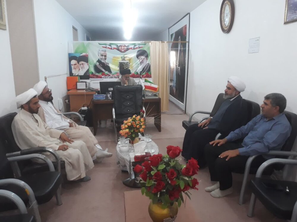 بازدید معاونین حوزه علمیه هرمزگان از مدرسه علمیه پارسیان