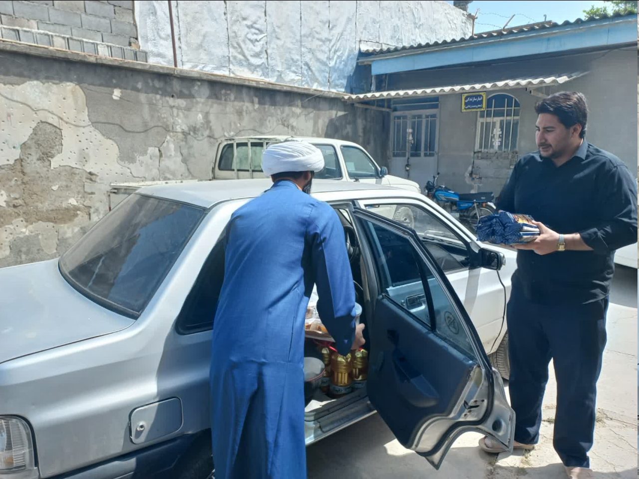 امام محله ای که با کادرسازی مشکلات مردم را حل می کند