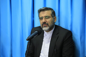 تربیت نیروی انسانی تأثیرگذار با جدیت دنبال شود