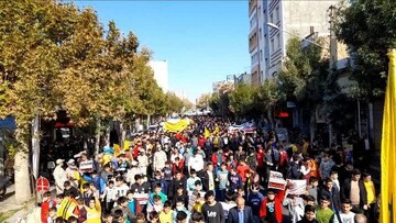 تصاویر/ راهپیمایی یوم الله ۱۳ آبان در هادیشهر