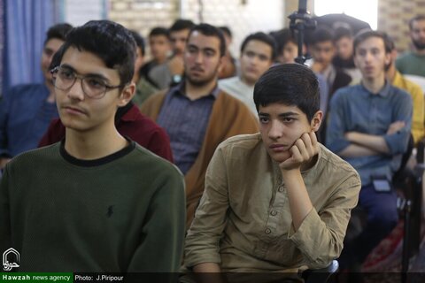 بالصور/ إقامة ورشة تخصصي حول معرفة اليهود في مدرسة ولي العصر (عج) العلمية بمدينة قم المقدسة