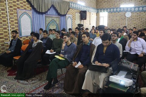 بالصور/ إقامة ورشة تخصصي حول معرفة اليهود في مدرسة ولي العصر (عج) العلمية بمدينة قم المقدسة