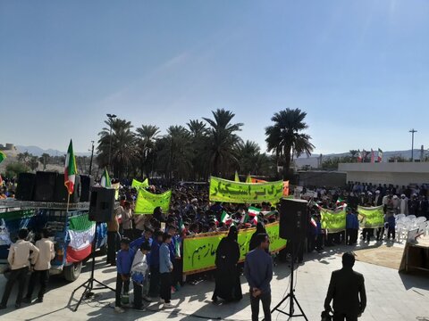 تصاویر/ راهپیمایی ۱۳ آبان در شهرستان حاجی آباد
