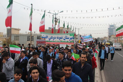 تصاویر / راهپیمایی روز 13 آبان در قزوین