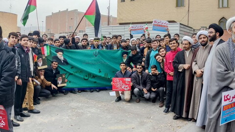 صاویر/ راهپیمایی طلاب و روحانیون تبریزی در ۱۳ آبان