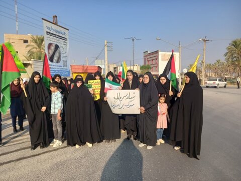 حضور طلاب مدرسه علمیه ریحانة النبی اهرم در راهپیمایی امروز