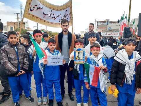 تصاویر/ راهپیمایی یوم الله ۱۳ آبان در خرمدره