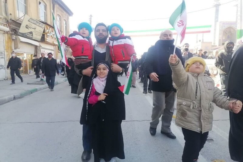 برگزاری راهپیمایی یوم الله ۱۳ آبان در کرمانشاه