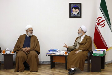 تصاویر/ دیدار مدیر حوزه علمیه خراسان با آیت الله اعرافی