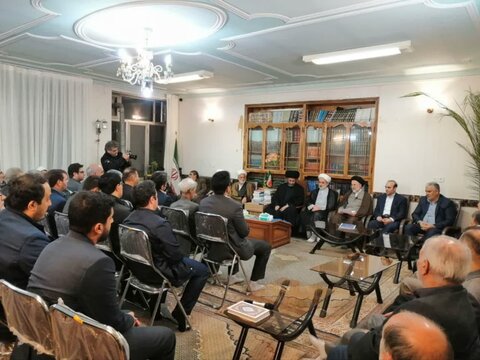دیدار کارکنان شوراهای حل اختلاف با نماینده ولی فقیه در اردبیل