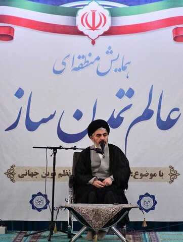 بالصور/ إقامة مؤتمر لعلماء أهل السنة على مستوى محافظات غرب إيران في مدينة أرومية