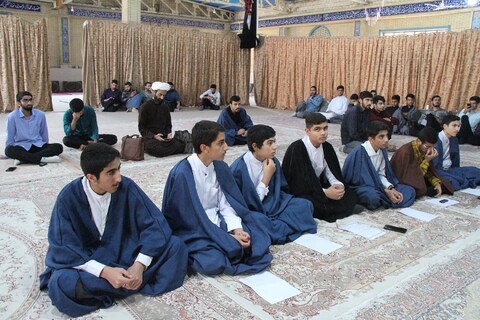 برگزاری برنامه توجیهی «معارف نماز» در مدرسه علمیه برازجان