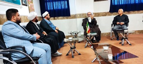 دیدار مدیرکل مرکز خدمات حوزه علمیه خوزستان با جمعی از علما و شخصیت های حوزوی