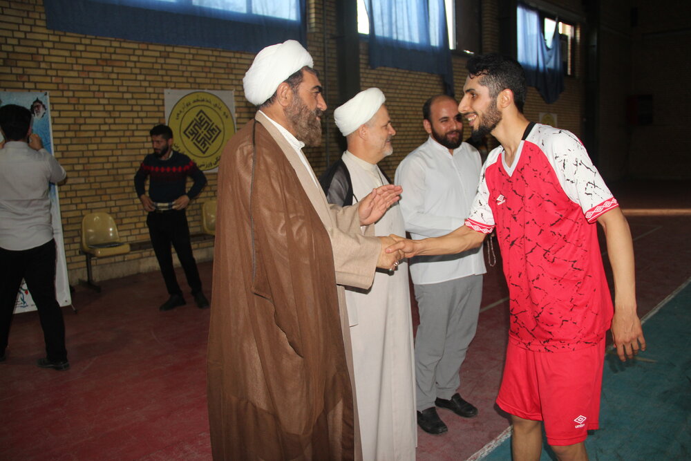 در کنار ورزش، ارزشهای اخلاقی و دینی نسل جوان نیز تقویت شود