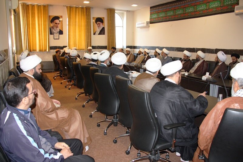 برگزاری اجلاسیه شورای آموزش مدارس علمیه کرمانشاه + عکس