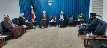 تصاویر/ حضور معاون منابع انسانی و پشتیبانی حوزه های علمیه کشور در شهرستان تکاب