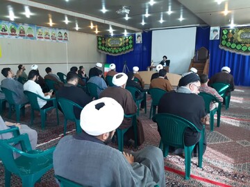 تصاویر/ درس اخلاق در مدرسه علمیه امیرالمومنین (ع) آران و بیدگل