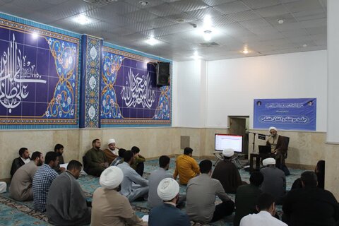 برگزاری دوره آشنایی با مهارت های پیشگیری و ترک گناه در مدارس علمیه خوزستان
