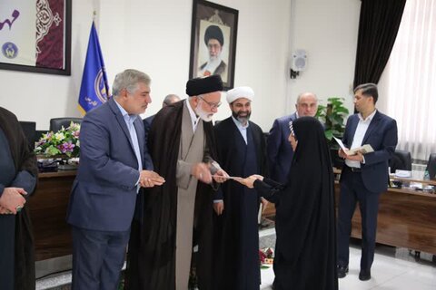 تصاویر| نشست مدیران کمیته امداد و امام خمینی(ره) فارس