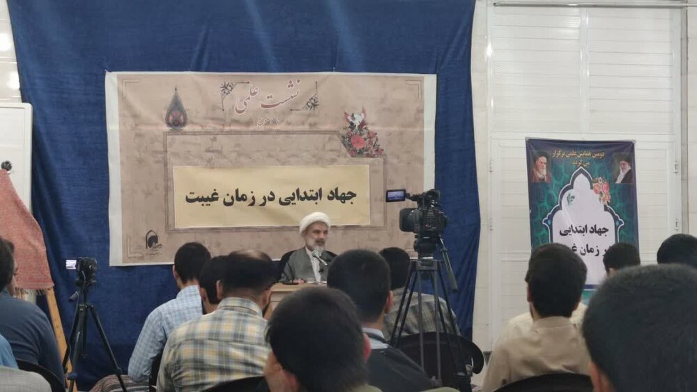 برگزاری اولین کرسی آزاداندیشی علمی در مدسه فاطمیون اهواز + عکس