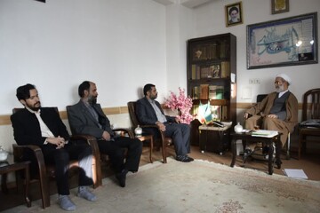 اولین وظیفه هر مدیر گره‌گشایی از کار مردم است