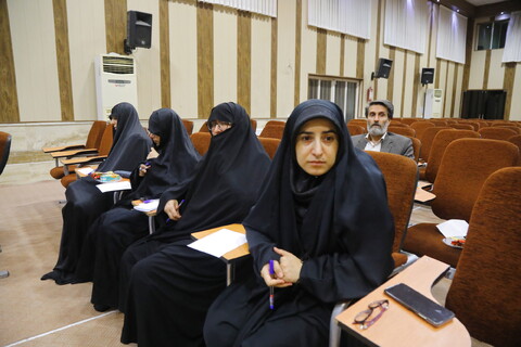 نشست جمعی از پژوهشگران حوزوی با معاون پژوهش حوزه‌های علمیه